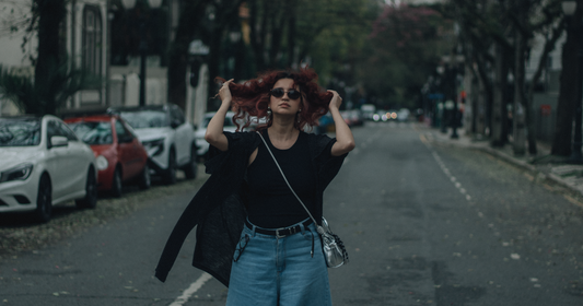 Destroyed Denim Styling for Spring: 5 Easy Outfit Ideas